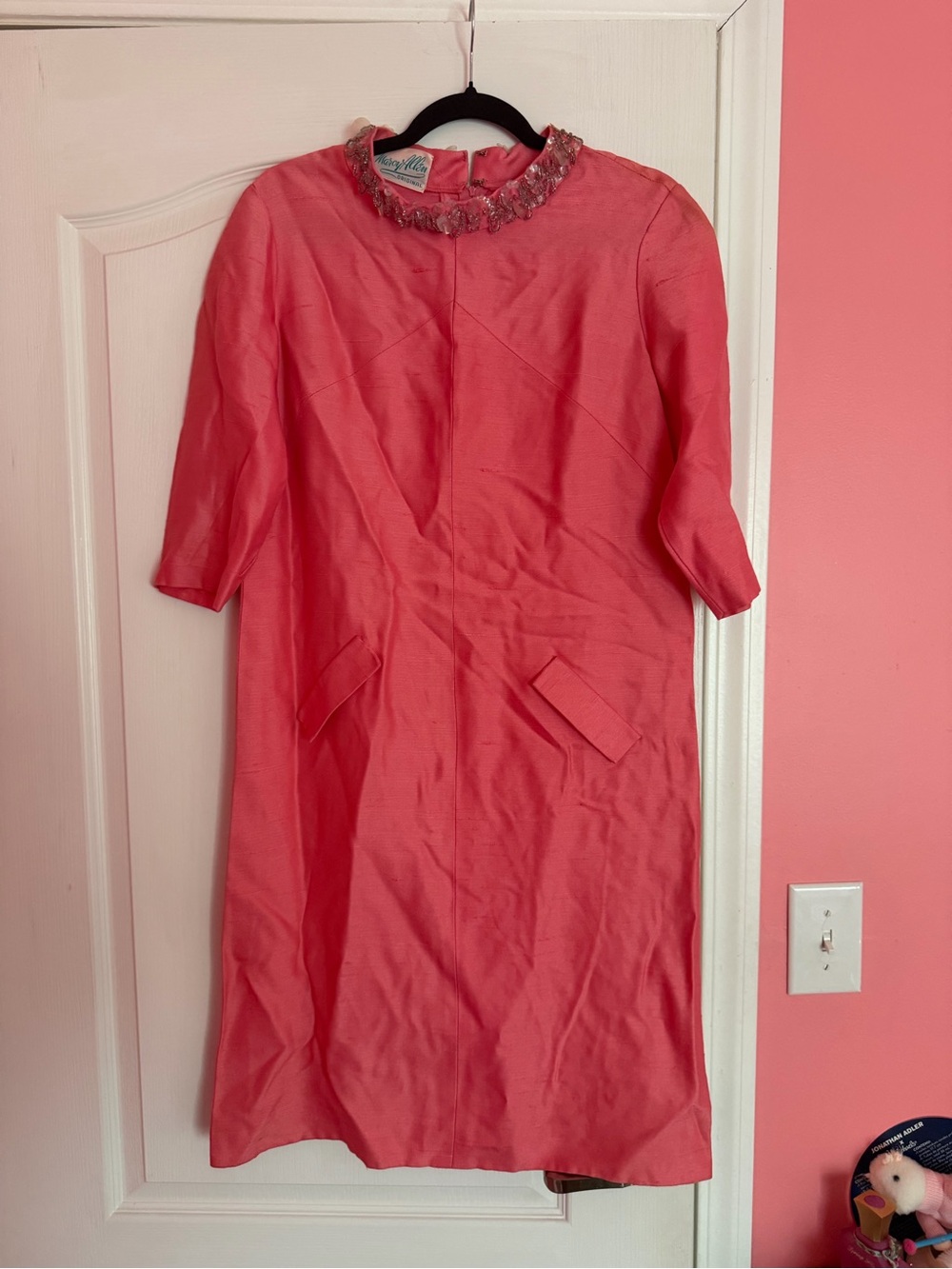 Vintage Coral Midi Dress with Beaded Collar